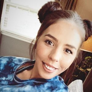 Meet your Posher, Vic